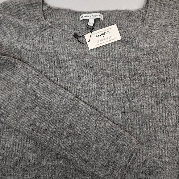 Express x Olivia Culpo Gray Ribbed Knit Cropped Sweater Size Large NWT - Picture 7 of 7